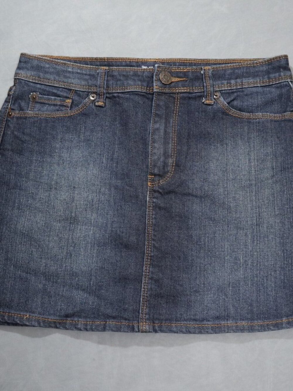 Gap Stretch Denim Mini Skirt Size 2 / 26 Dark Wash Blue Jean Skirt